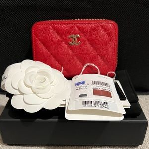 Chanel 19B Zippy Coin/Card Purse Red